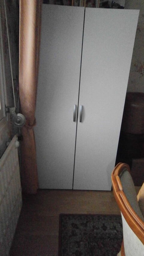 armoire 40 Saint-Quentin (02)