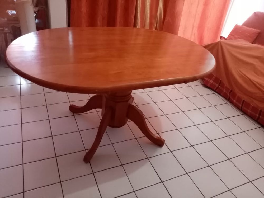 Table ovale de salon Meubles