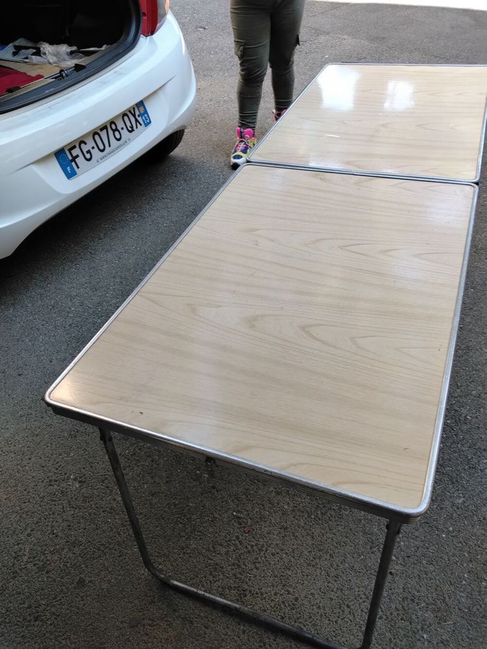 TABLE PLIANTE 40€ Jardin