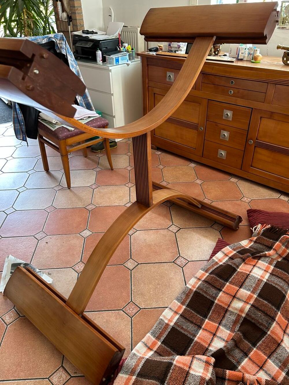 Superbe Table de salle &agrave; manger bois+ 4 chaises Meubles