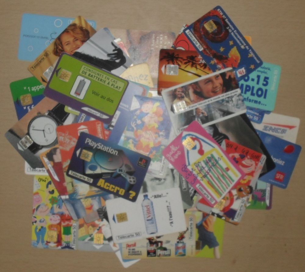 Lot de 120 Cartes T&eacute;l&eacute;phoniques 50 Unit&eacute;s en tr&egrave;s bon &eacute;tat. 