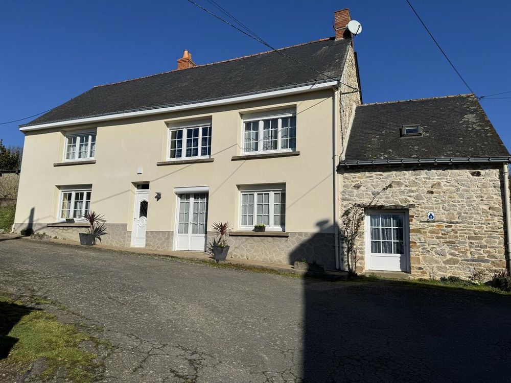 Maison 8 pièces 193 m² · à Mouais · 193 m² · 297 825 €