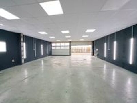   Btiment activit commerciale / entrept/ bureau 
