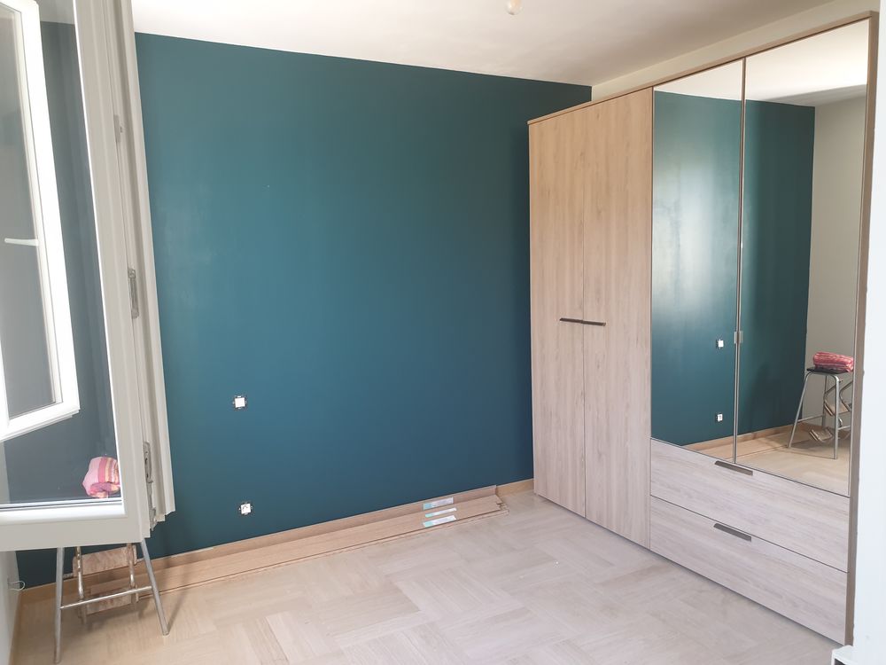 ARMOIRE 4 portes a vendre Meubles