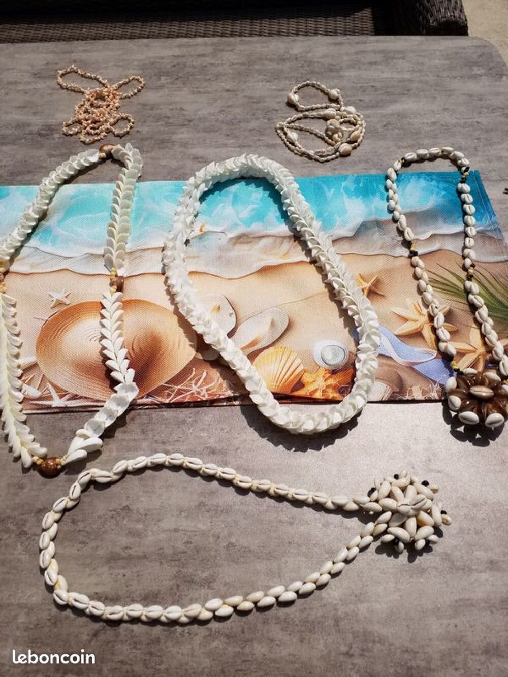COLLIER DE COQUILLAGE // 