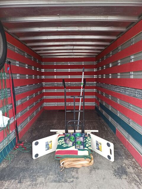 camion 20m3 avec hayon et conducteur 0 49300 Cholet