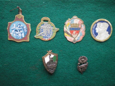 Insignes - Journ�e du 75- Secours National et divers. 10 Caen (14)