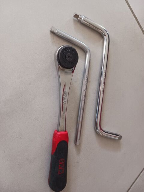 LOT D'OUTILLAGE Figeac (46)