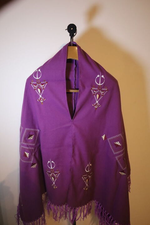 Poncho Artisanal Violet 35 Marseille 1 (13)