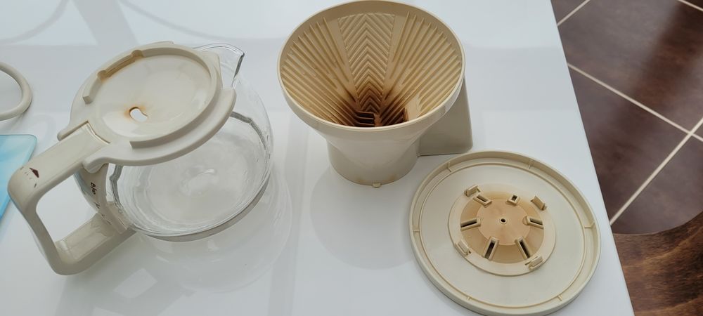 CAFETIERE EVEIL 6 TASSES
Electroménager
