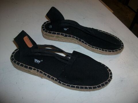 Sandales en espadrilles Noir pt 38-neuves- à 4 € 4 Bouxwiller (67)
