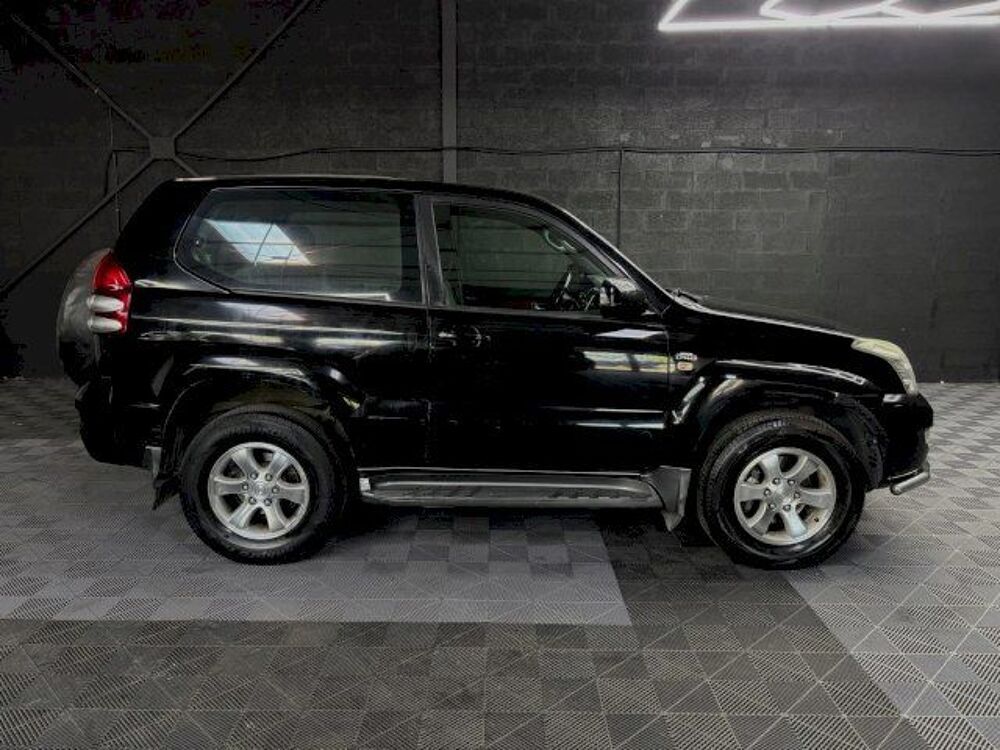 Land Cruiser IX 173 D-4D VX 3p 2007 occasion 33520 Bruges
