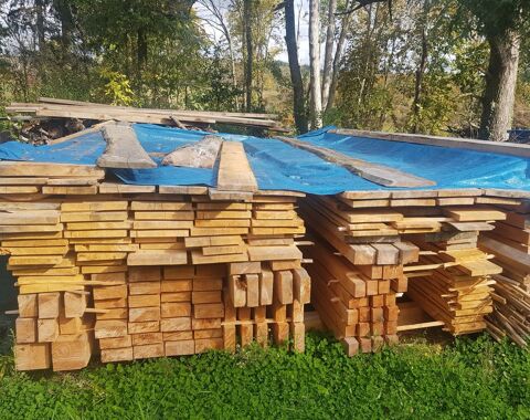 Brade 16m3  de douglas rouge sec hors aubier qualite  0 Montchanin (71)