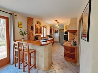  Maison  vendre 8 pices 180 m