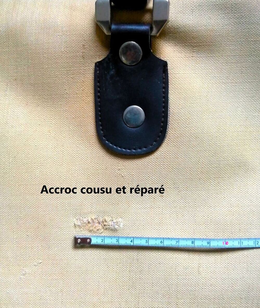 Valise en toile beige et cuir Maroquinerie