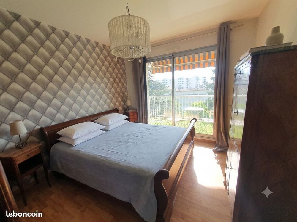 Location Appartement Appartement T4 à 5 mn du métro - Résidence le camelia Oullins