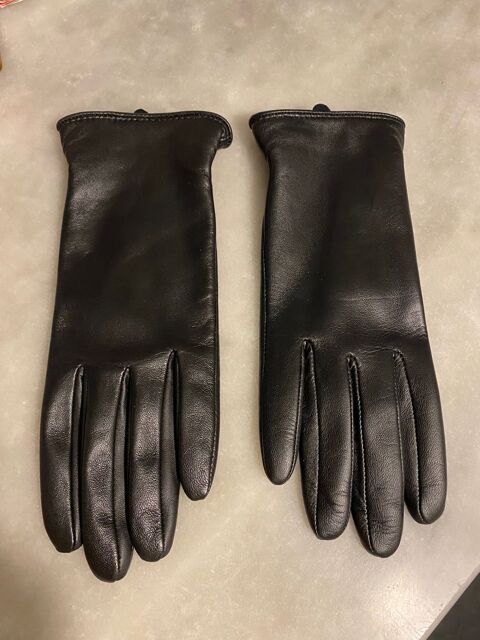 Gants en cuir souple et fluide. Doubl�s 12 Morsang-sur-Orge (91)