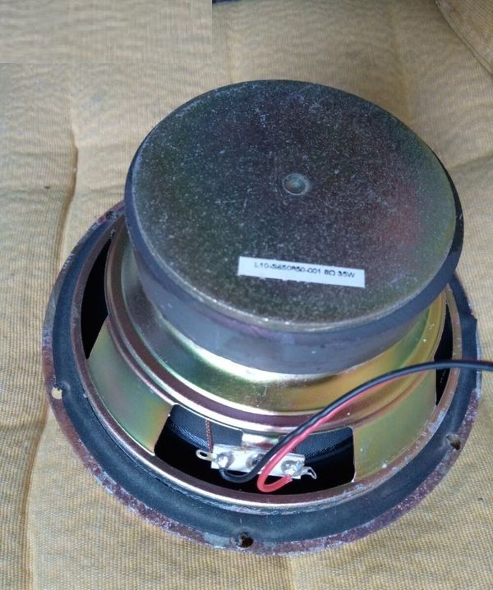 enceinte d'un caisson de basse Photos/Video/TV