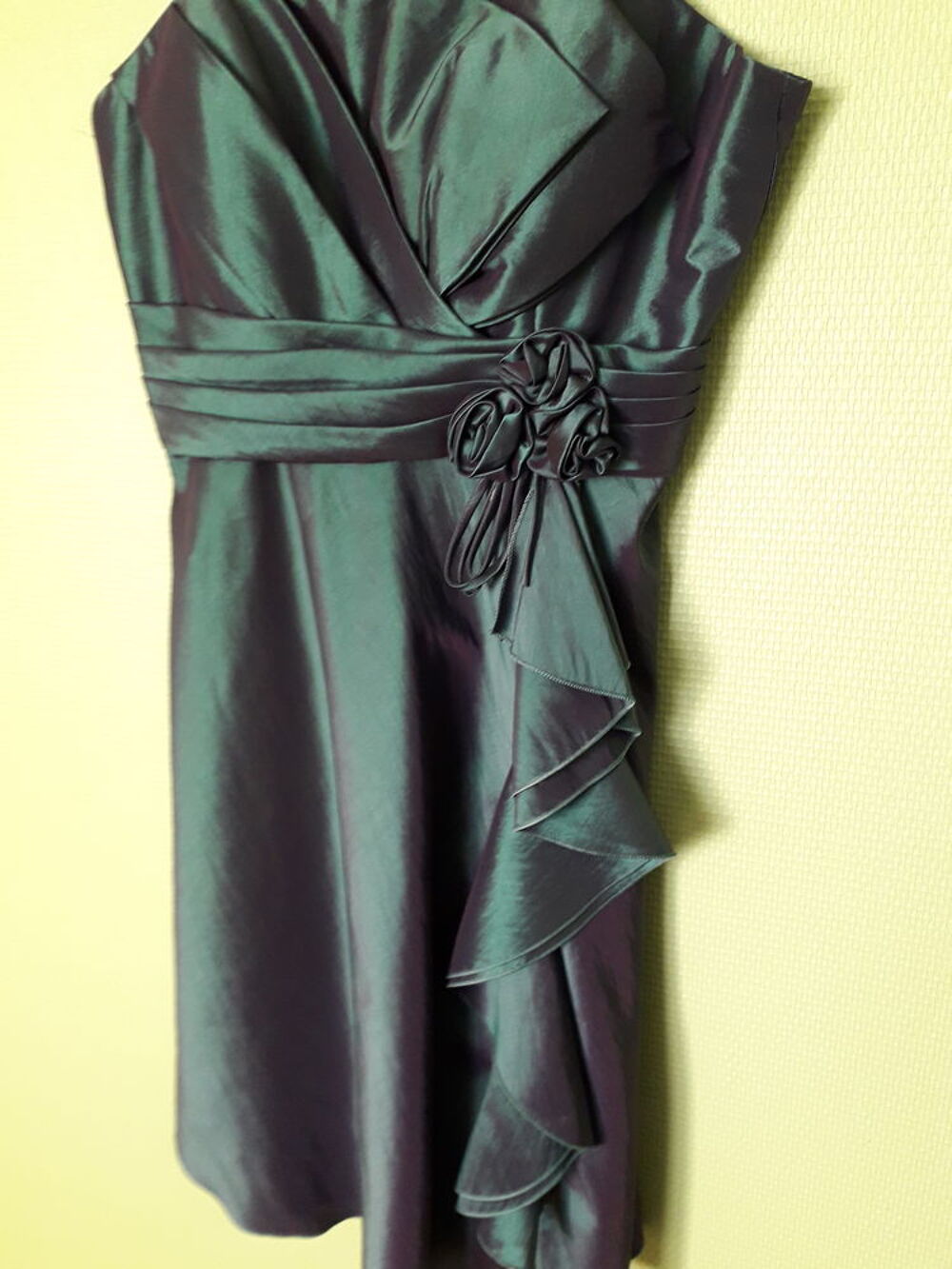robe de c&eacute;r&eacute;monie Vêtements
