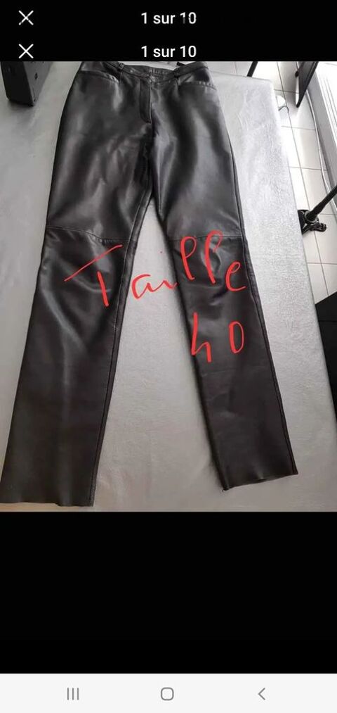 pantalon noir cuir agneau taille 40  25 Bron (69)