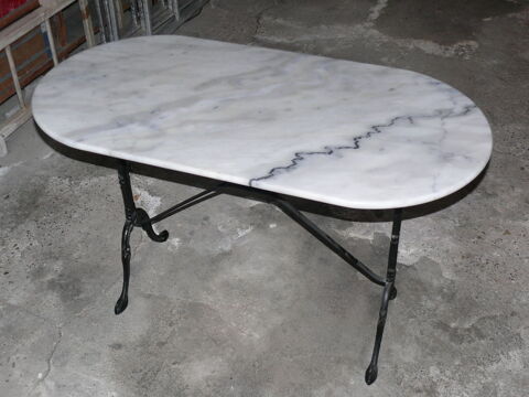 Table en marbre 130 Saintes (17)