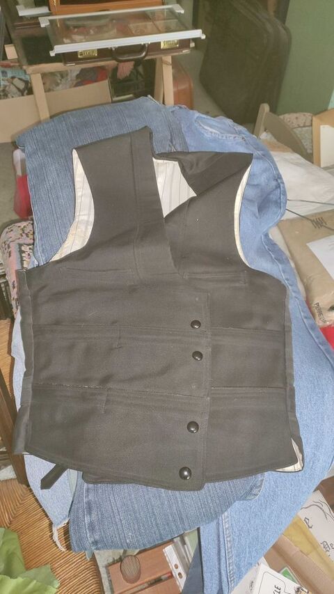 Gilet+de+serveur Azay-le-Rideau (37)