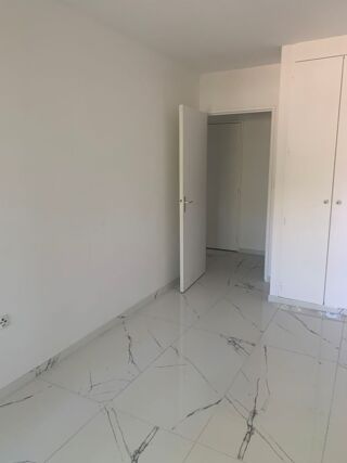  Appartement à louer 2 pièces 50 m²