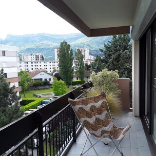 Appartement 4 pièces 84 m² · à Échirolles · 84 m² · 210 000 €