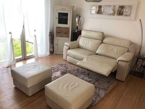 CANAP� CUIR �LECTRIQUE + 2 POUFS 600 Bill�re (64)