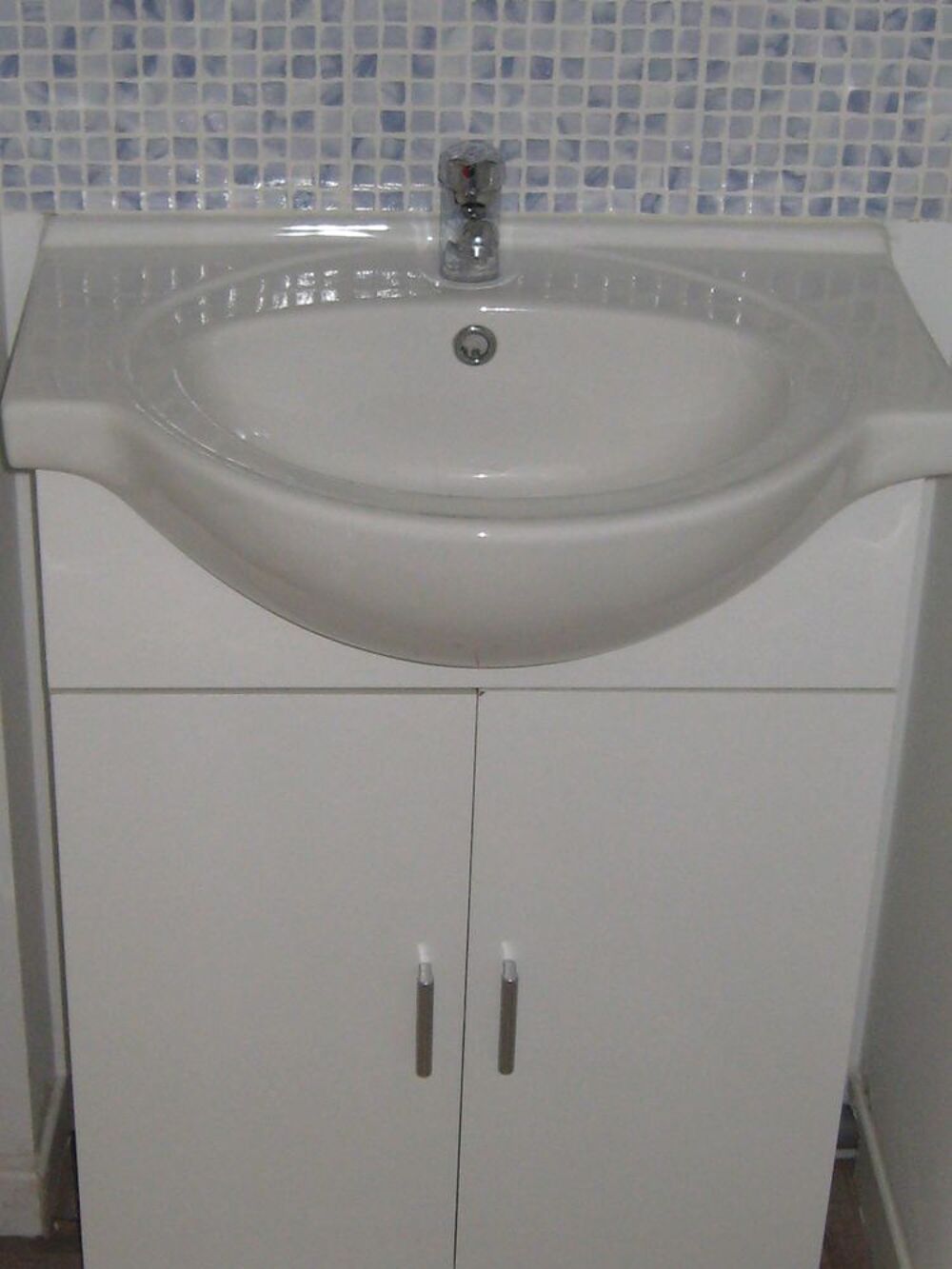 Location Appartement ALBI PRES UNIVERSITE STUDIO MEUBLE TBE 395e Albi