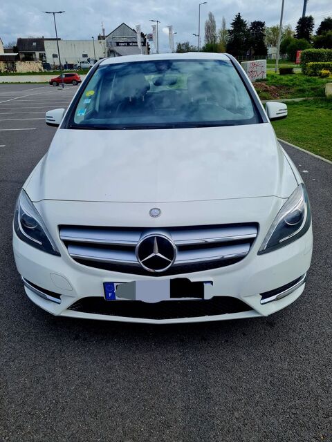 Mercedes Classe B 180 CDI BlueEFFICIENCY Business 7-G DCT A 2013 occasion Moussy-le-Vieux 77230