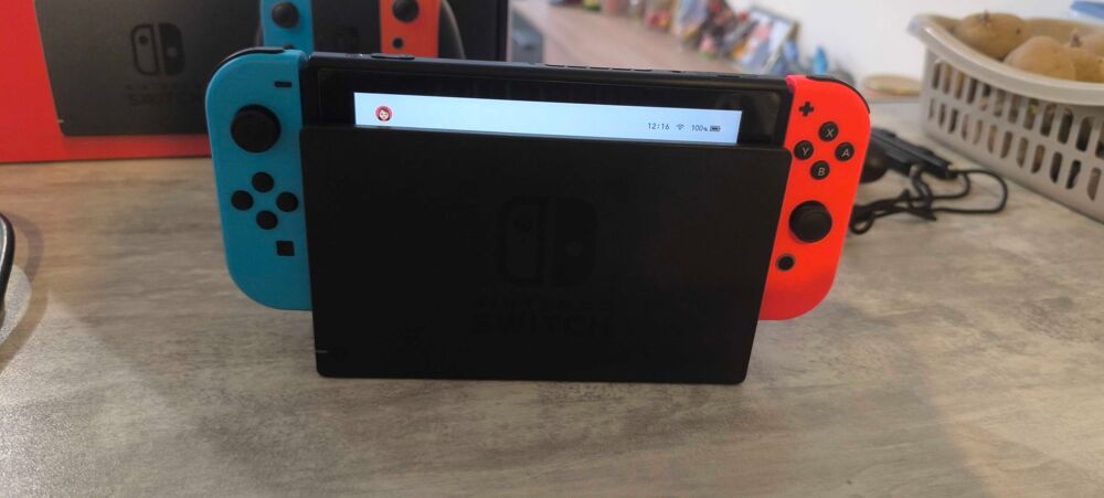 Nintendo Switch+ pochette de transport Consoles et jeux vidéos