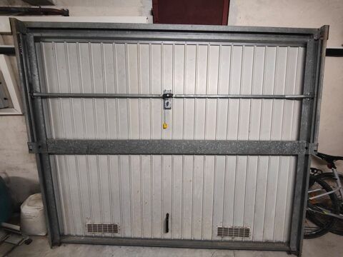 Portes de garage occasion dans le Vaucluse (84), annonces achat et vente de  portes de garage - ParuVendu Mondebarras