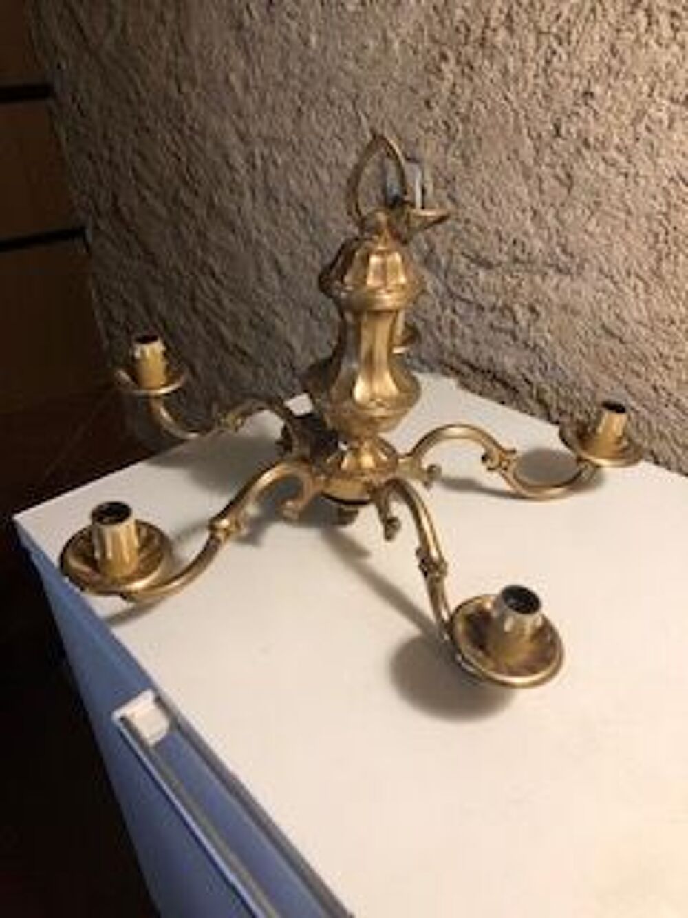 lustres bronze et bois Décoration