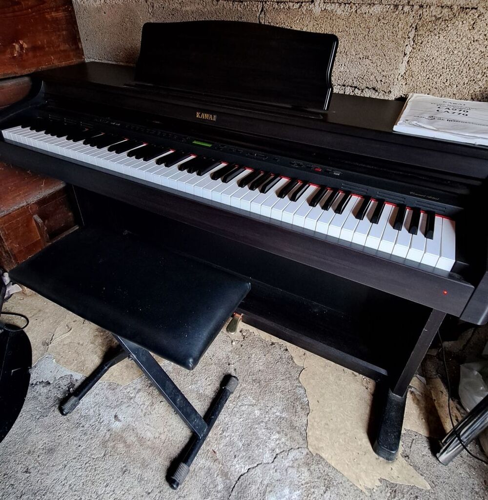 Piano num&eacute;rique KAWAI CA 770 - Peu utilis&eacute; Instruments de musique
