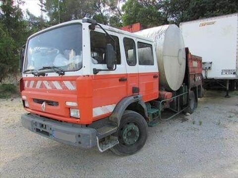 Goudronneuse RENAULT 04700 La brillanne