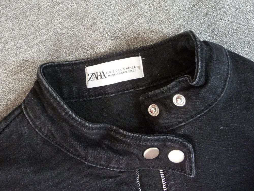 Veste Courte/ Blouson Noir avec Zip devant et Manches-Zara Vêtements