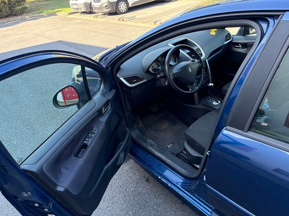 207 PEUGEOT 1.6 16V 120 EXECUTIVE BVA 5P 2008 occasion 95610 &Eacute;ragny