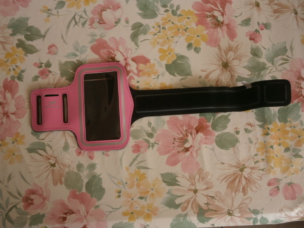 Brassard de t&eacute;l&eacute;phone portable Pro Touch pour sport Sports
