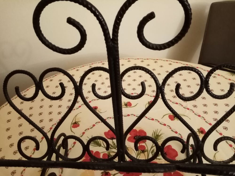 porte journaux en Fer forge Meubles