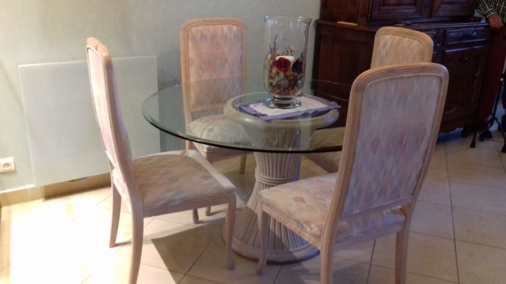 Table en verre et 4 chaises, ensemble de luxe Meubles