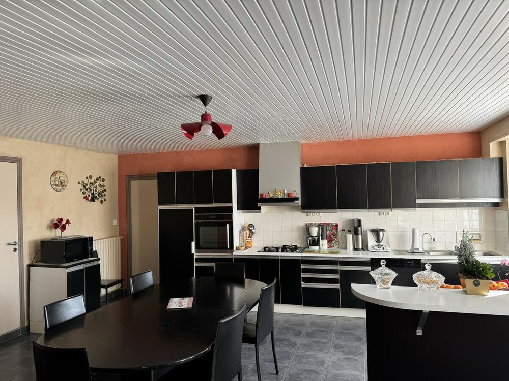 Maison 8 pièces 193 m² · à Mouais · 193 m² · 297 825 €
