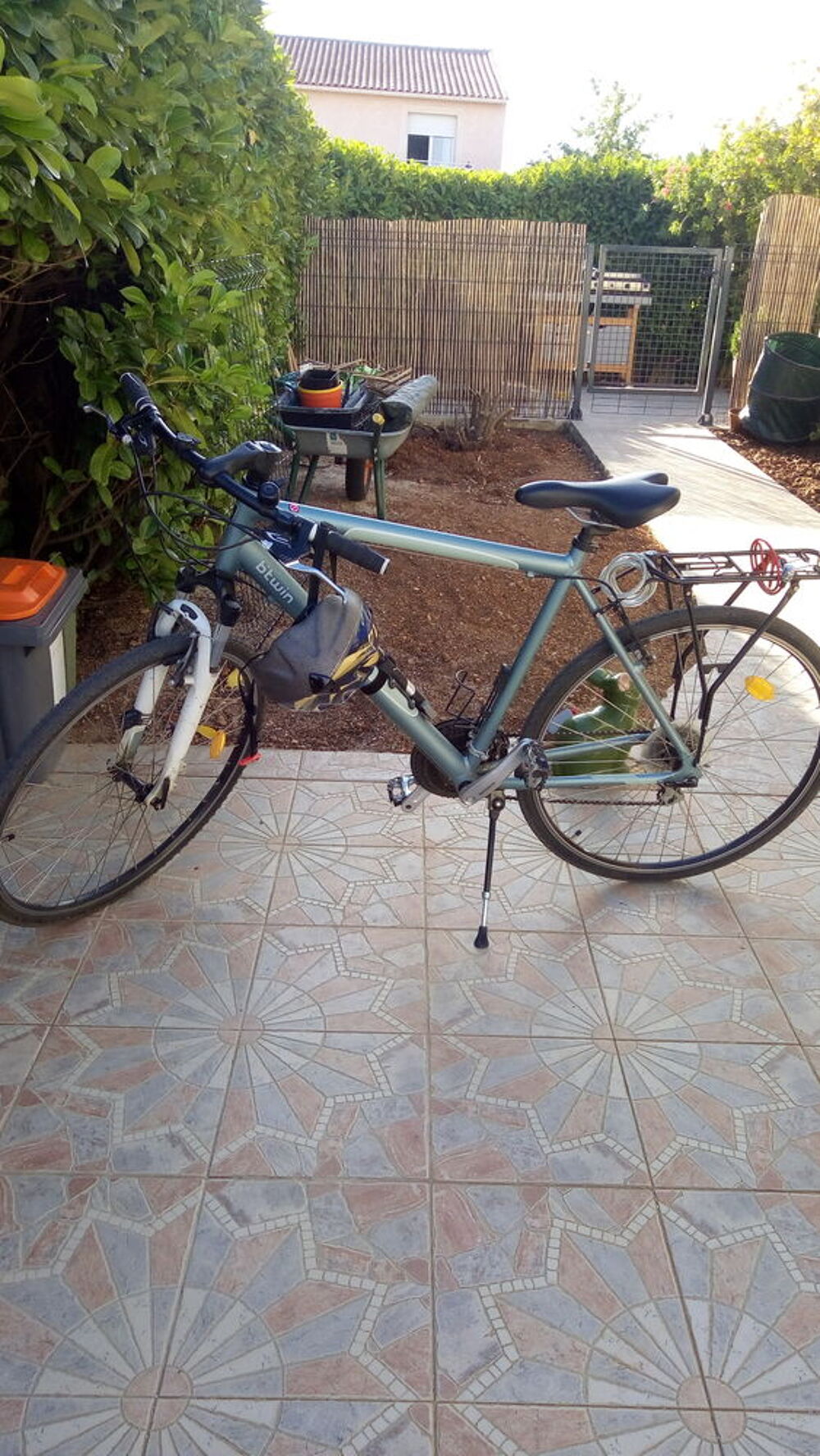 v&eacute;lo VTC Homme Vélos