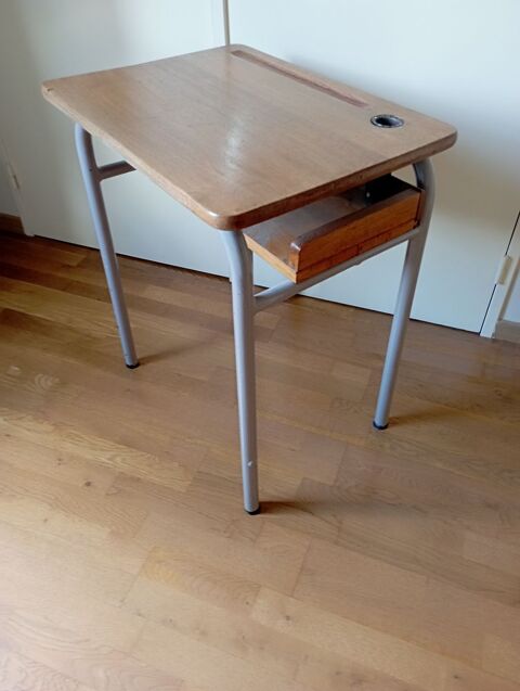 Petit bureau d'colier en chne et sa chaise 30 Maromme (76)