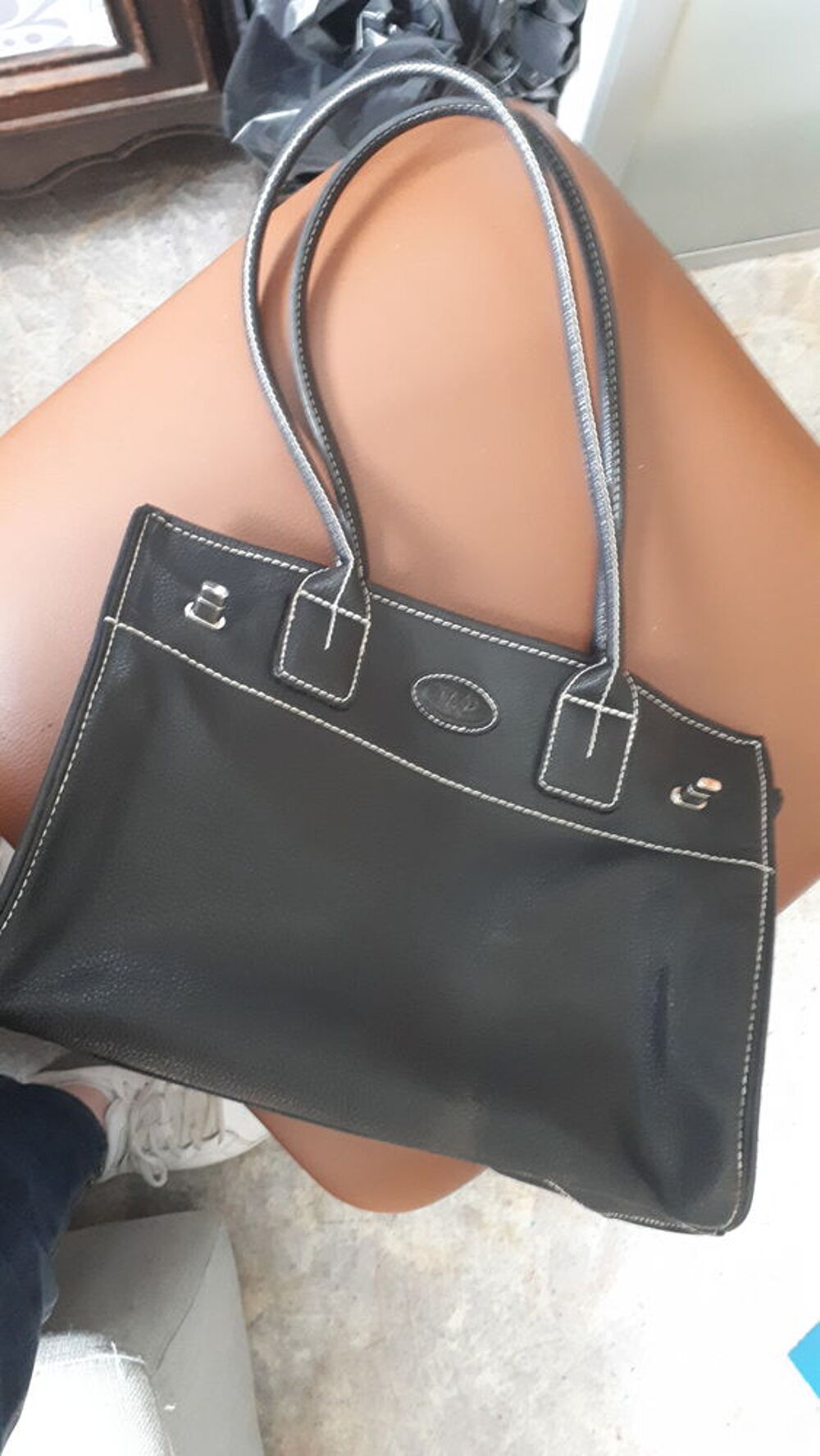 Sac &agrave; main cuir noir Maroquinerie
