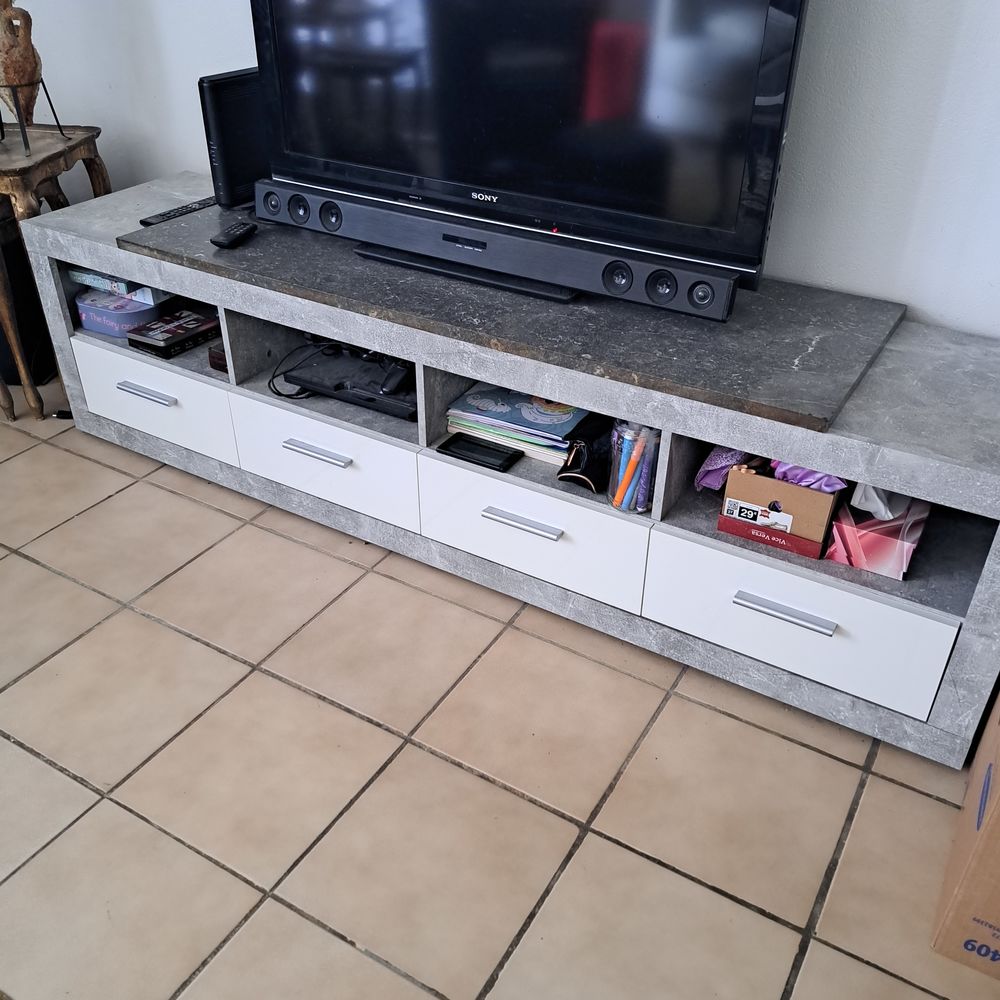 meuble tv but &eacute;tat neuf Meubles