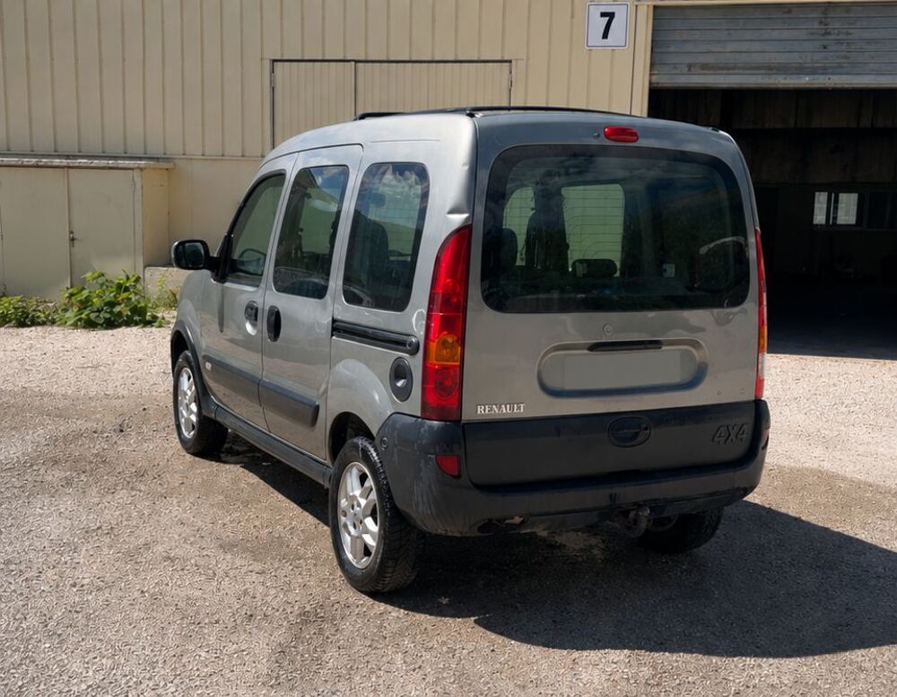 Kangoo 4x4 2005 occasion 38660 Saint-Vincent-de-Mercuze