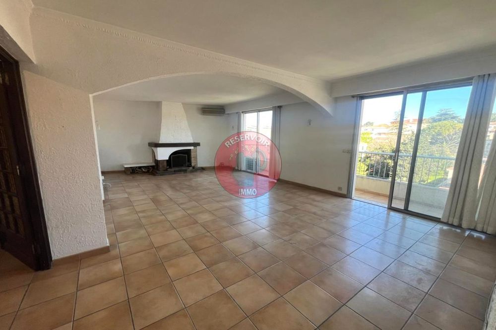 vente Appartement - 4 pièce(s) - 93 m² Vallauris (06220)