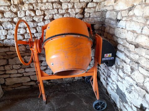 Divers matriel de chantier 1000 Angliers (86)