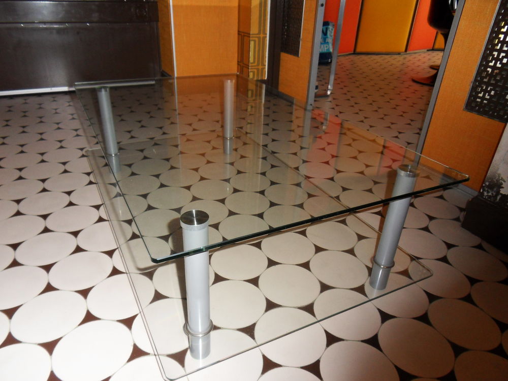 Table basse de salon en verre D�coration